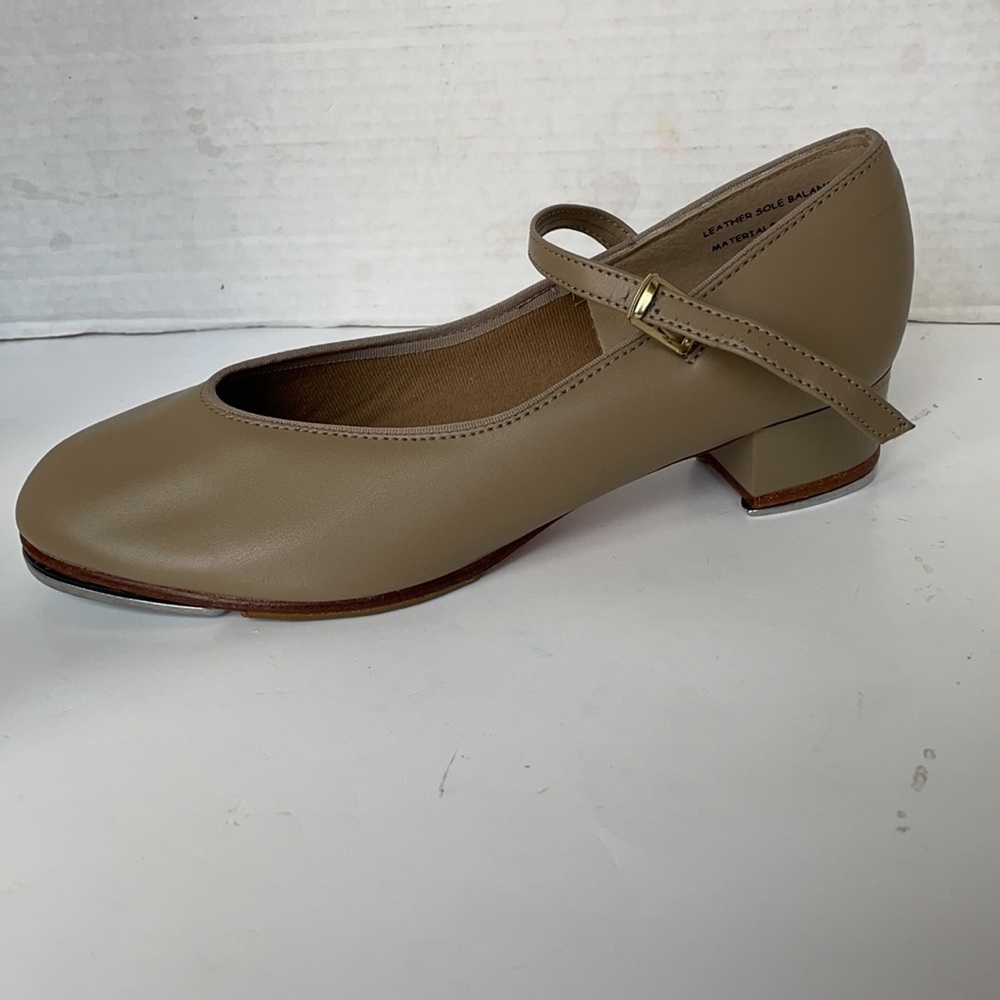 Capezio Mary Jane Tap Shoes 8 tan